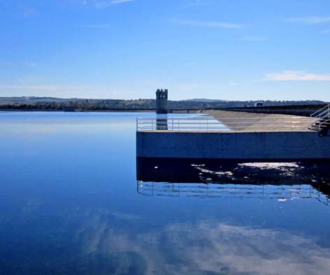 images/PresaManzanares_6_small.jpg