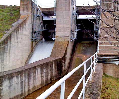 images/PresaManzanares_8_small.jpg