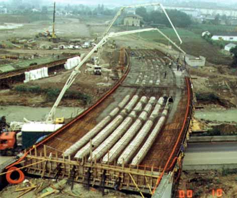 images/PuenteAbadino1.jpg