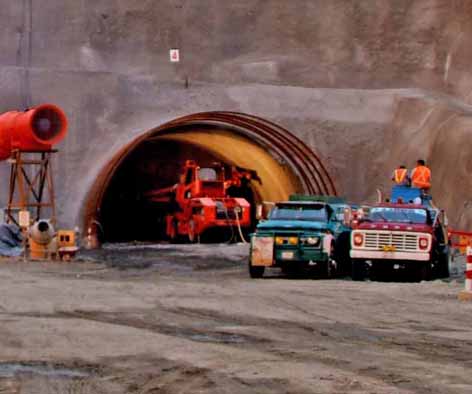 images/TunelSanEduardoGuayaquil_1_small.jpg